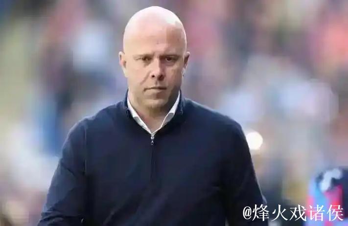 斯洛特被吉米凯斯建议恢复优势体系，萨拉赫陷入两难选择